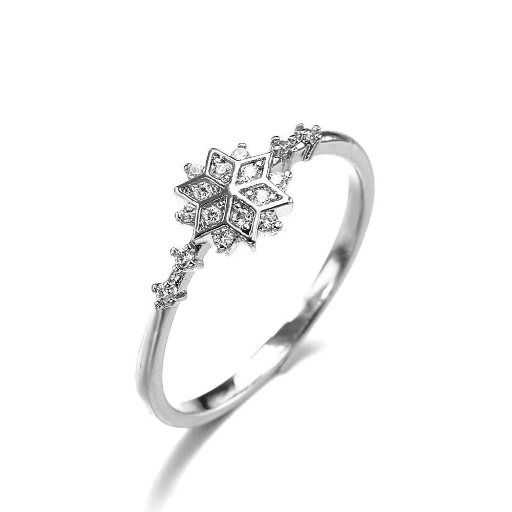 Schneezauber: Anel de floco de neve elegante em prata esterlina 925