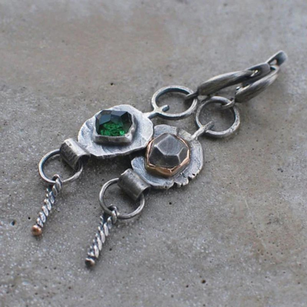 Brincos Boho bicolores estilosos com zircônias brilhantes em prata elegante
