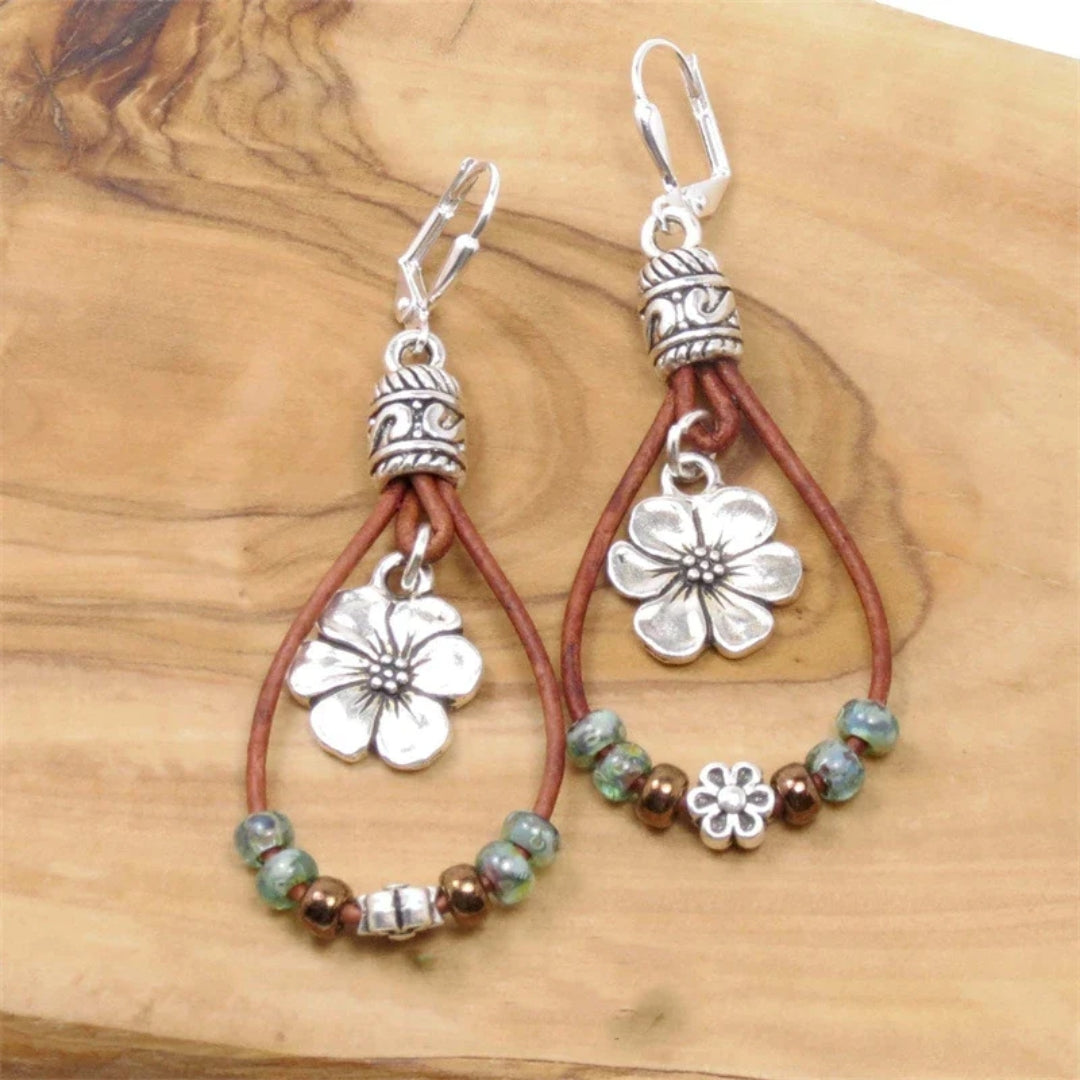 Brincos de Couro Floral Vintage Elegantes no Estilo Boêmio