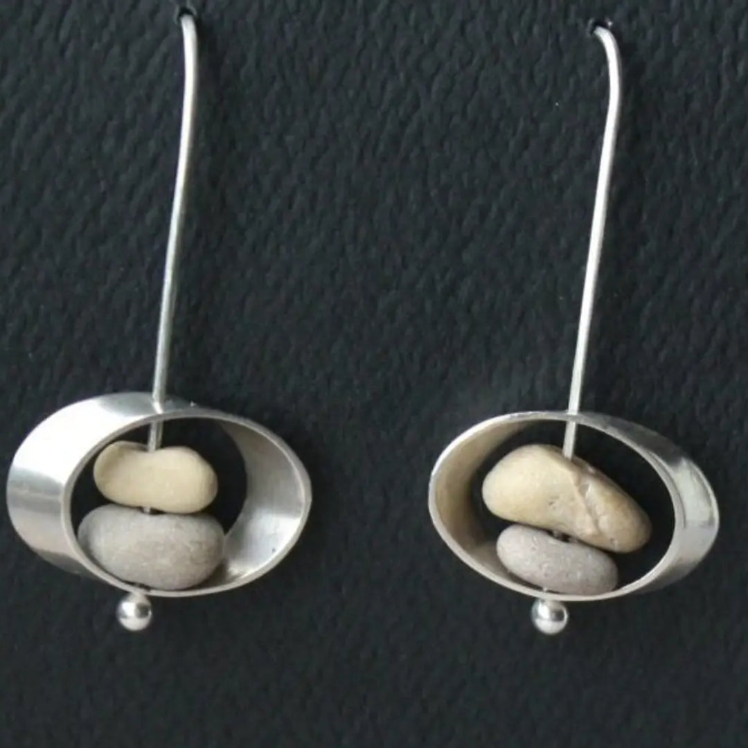 Brincos Vintage Atemporal de Prata – Joias Únicas em Pedra Preciosa para o Seu Estilo