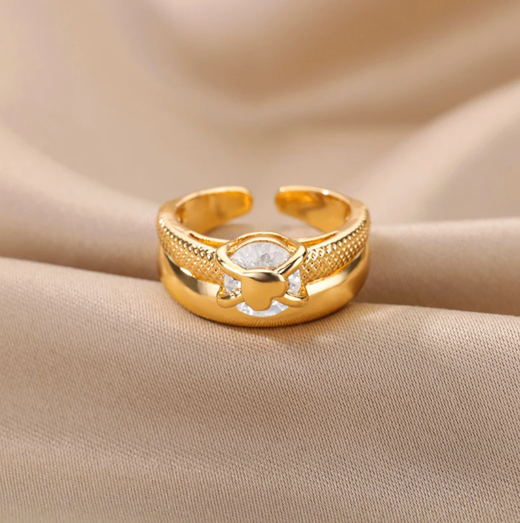 Anel Elegante com Design de Coração Puro em Ouro 18 Quilates
