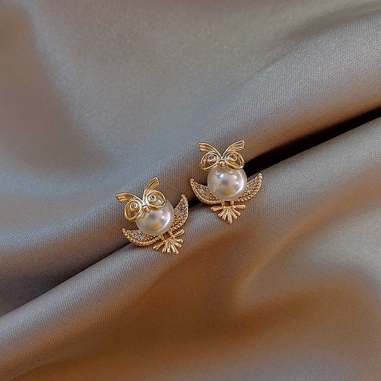 Brincos de coruja dourados estilosos para um toque de glamour