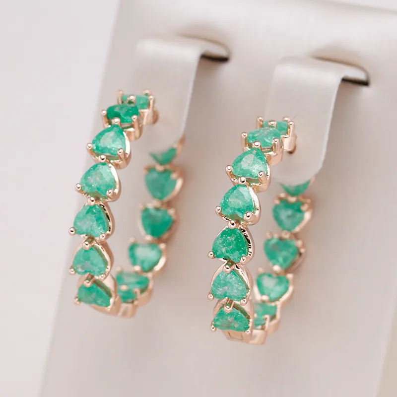 Elegantes Brincos em Turquesa Brilhante