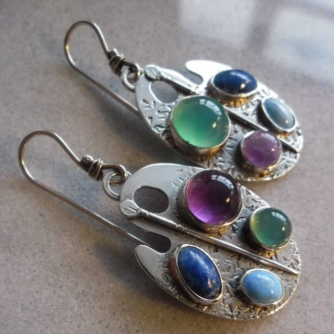 Brinco Artístico Vintage Multicolorido Elegante para um Visual Único