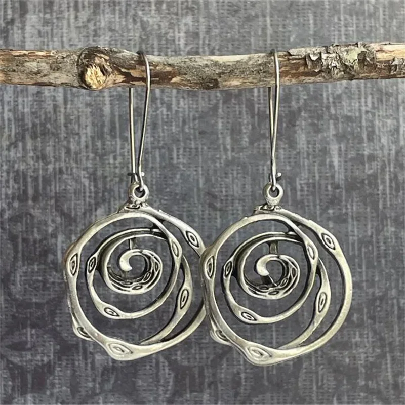 Fascinantes Brincos Vintage em Labirinto de Prata Esterlina Nobre