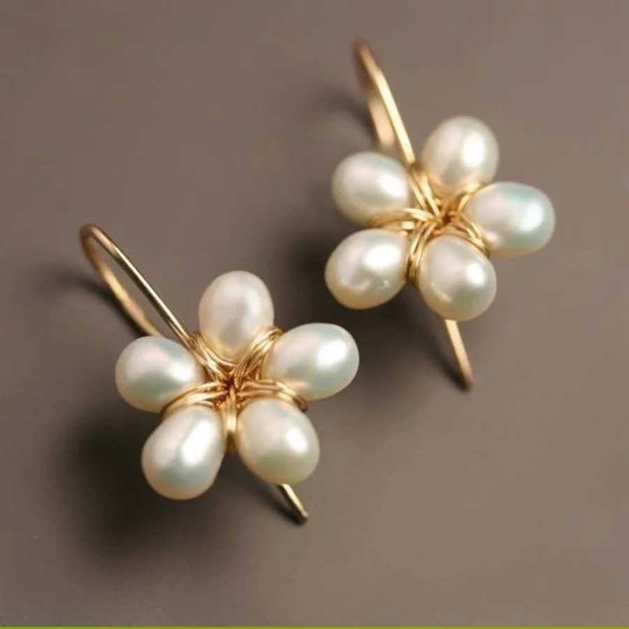 Earnings Florais Vintage Dourados Elegantes