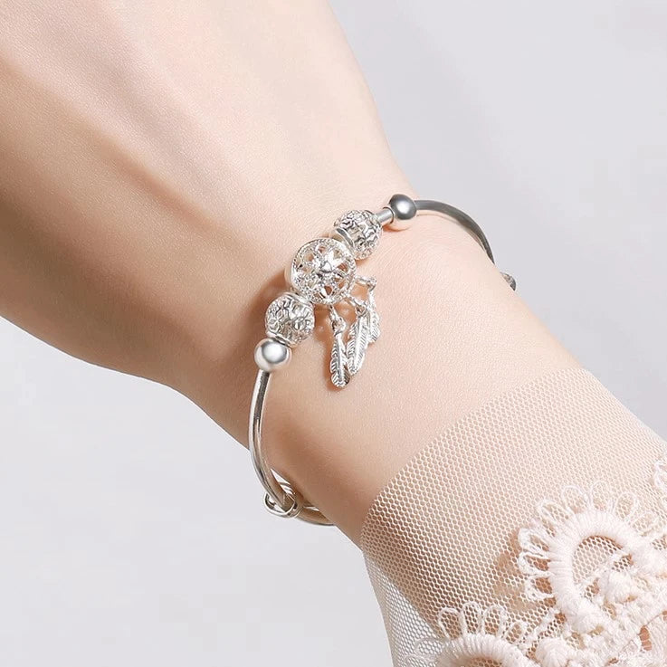 Bracelete ajustável elegante com pendentes de folhas triplas feitos de prata esterlina 925 de alta qualidade