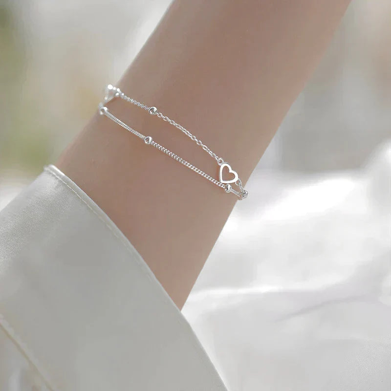 Pulseira de coração ajustável elegante em prata nobre