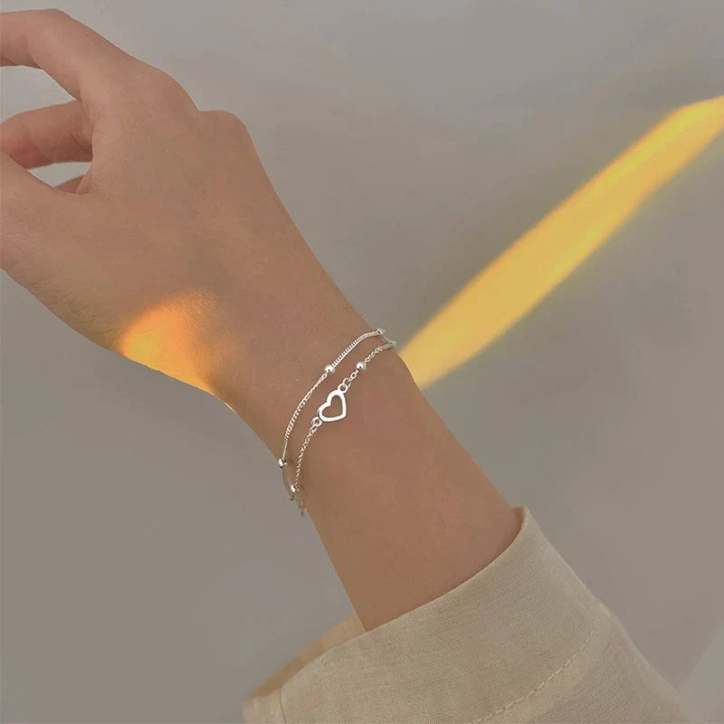 Pulseira de coração ajustável elegante em prata nobre