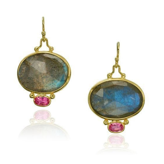 Brincos vintage estilosos com cristais azuis e zircônias vermelhas brilhantes