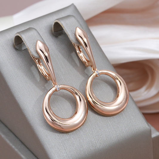 Brincos de ouro glamourosos para uma elegância radiante