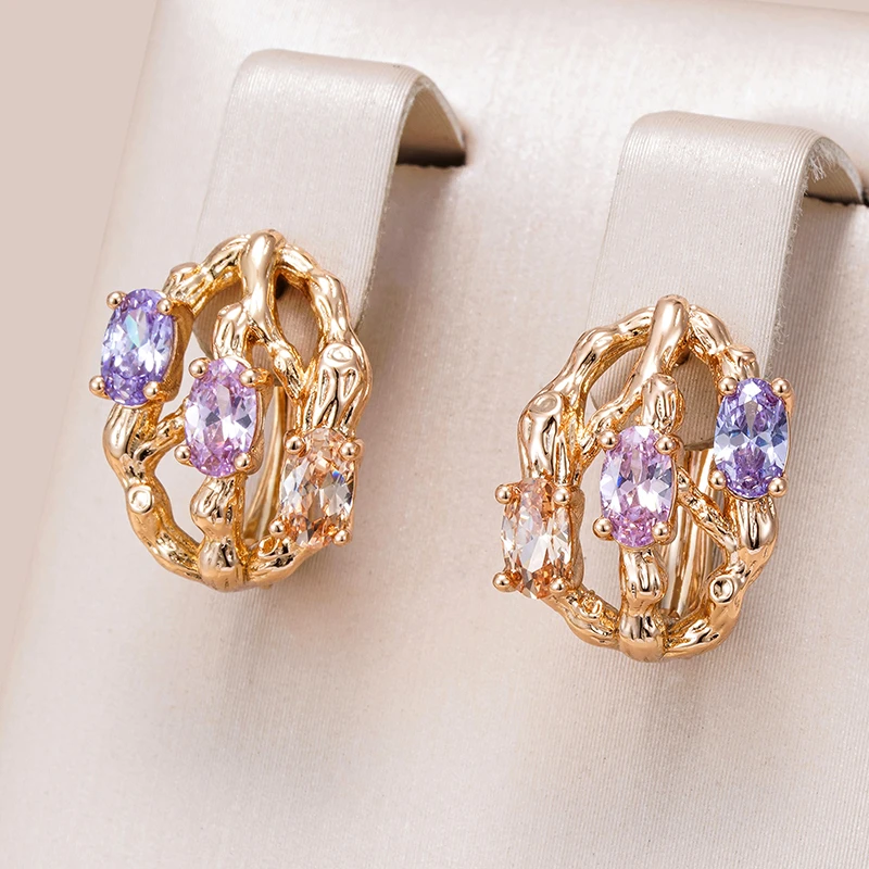 Fascinantes, exclusivas brincos de ouro com pedras preciosas brilhantes e coloridas