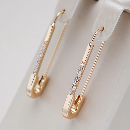 Elegantes brincos de clip dourados - Perfeito para qualquer ocasião!