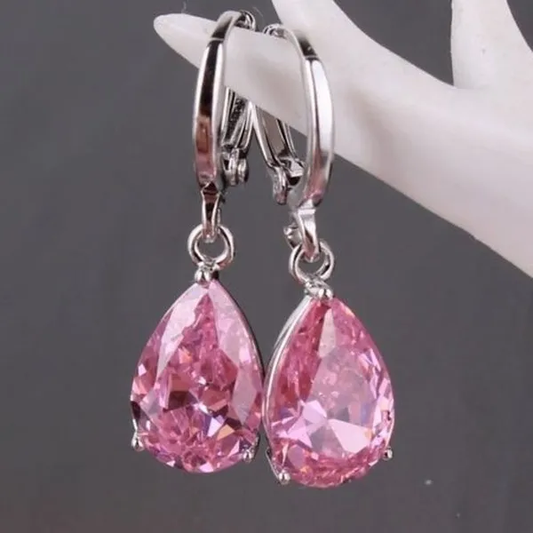 Brincos de cristal rosa elegantes para um toque de glamour