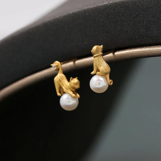 Brincos de Gato Vintage Elegantes com Pérolas Douradas Brilhantes