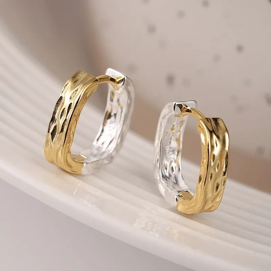 Brincos dourados e prateados glamourosos - Perfeitos para qualquer ocasião!