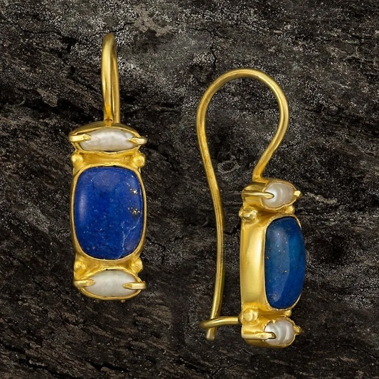 Brincos Vintage Brilhantes em Azul Fascinante e Ouro Luxuoso
