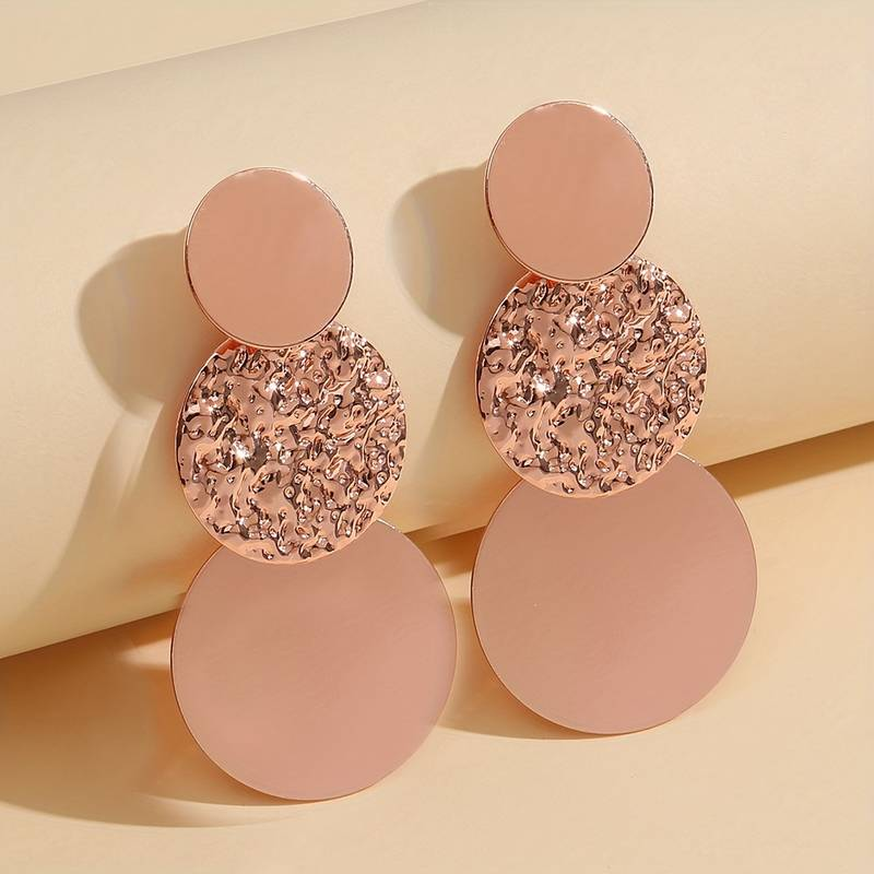 Lindos Brincos Redondos Vintage em Rosa Delicado