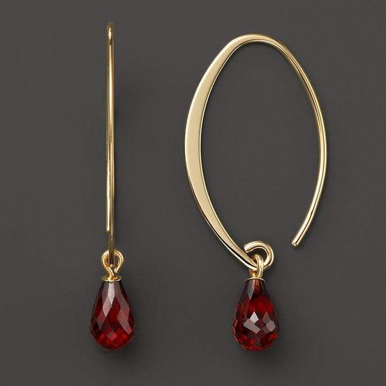Elegância Atemporal: Brincos Vintage de Cristal Vermelho com Elegantes Detalhes em Ouro