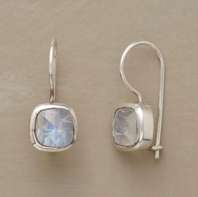 Pendentes de Ouro Velho com Cubos de Pedra da Lua Vintage Elegantes