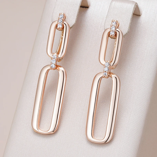 Fascinantes brincos de argola dourados para um toque de luxo e glamour